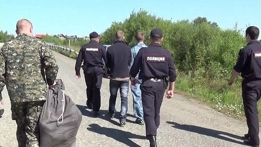 В Екатеринбурге осудили двух жителей Сысерти за изнасилование и убийство 17-летней девушки 14 июля 2015 года