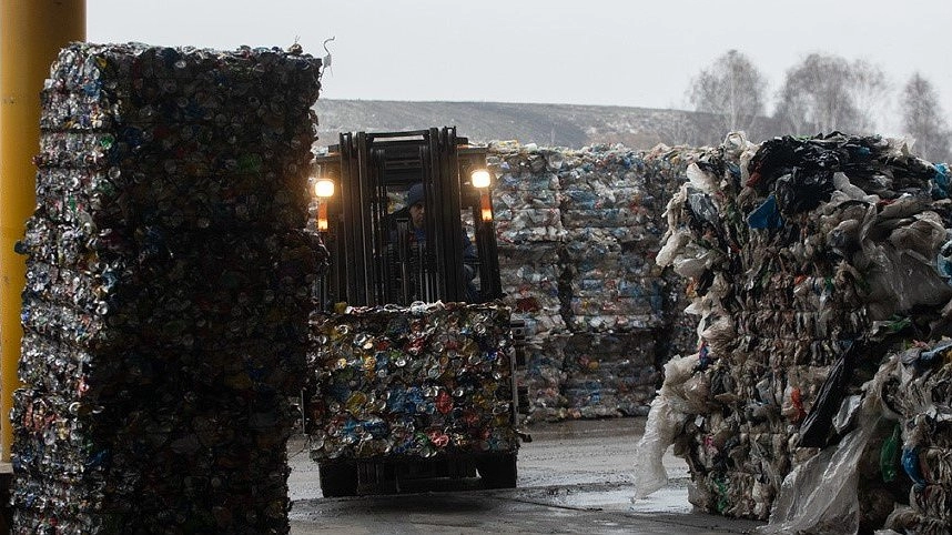 Конфликт вокруг полигона «Екатеринбург-Юг»: суд запрещает, жители протестуют, власти оспаривают