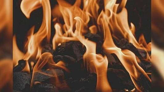 Главная картинка новости: Свердловское МЧС: с 1 по 10 января потушили 214 пожаров, спасли 51 человека, 14 уральцев погибли