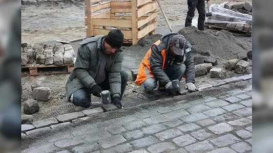 Перекрытия на площади 1905 года будут продолжаться еще больше недели