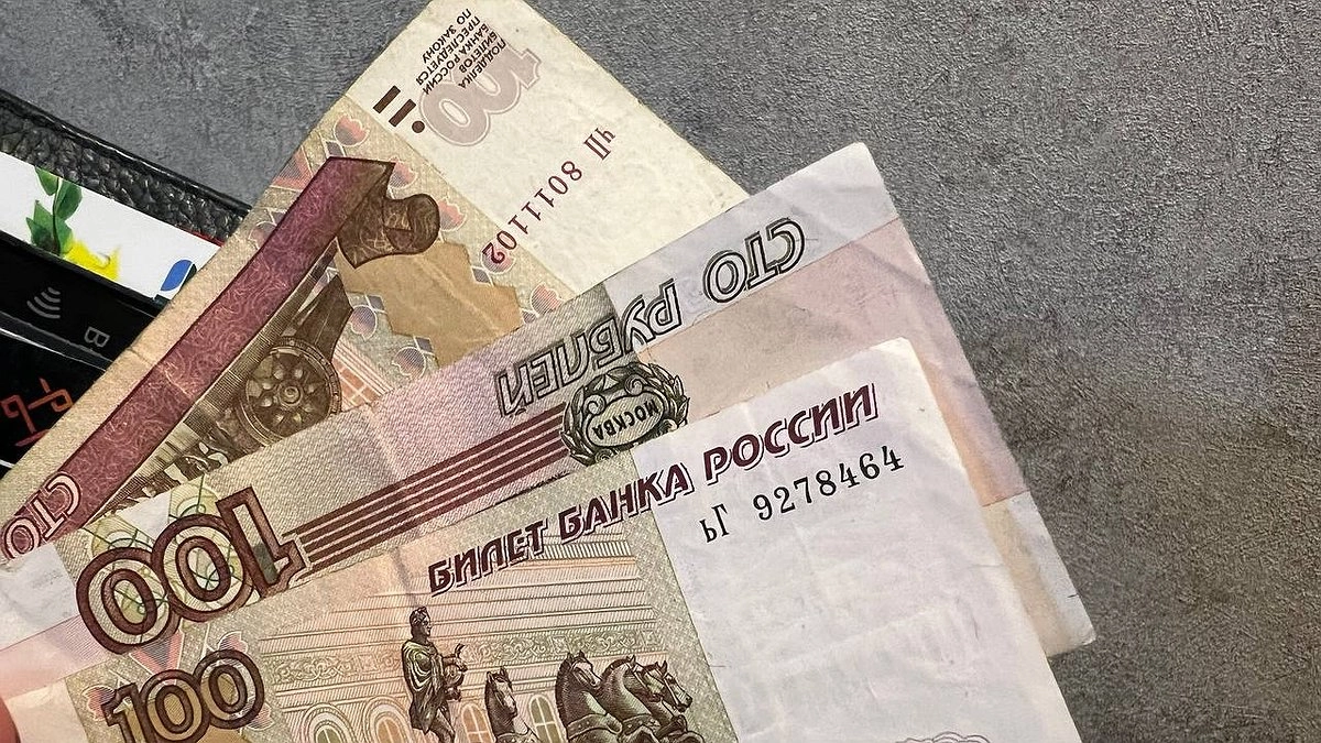 Главная картинка новости: Нас ждёт девальвация: что будет с рублём из-за роста цены на нефть