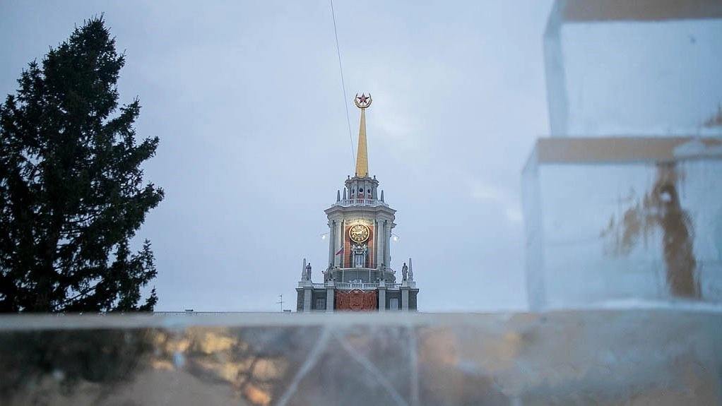 Главная картинка новости: Попасть на ледовое шоу Ильи Авербуха в Екатеринбург бесплатно может любой. Рассказываем как