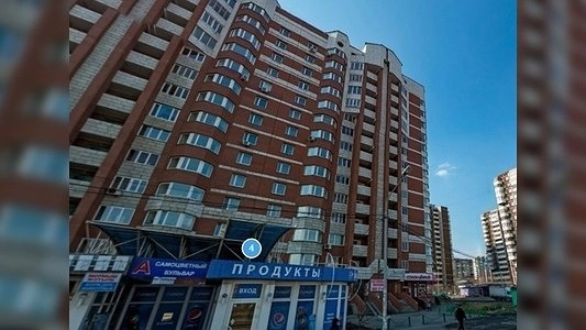 В Екатеринбурге врачи борются за жизнь пристава, который впал в кому после удара бутылкой по голове