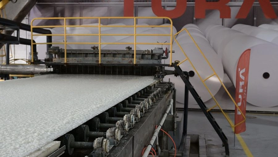 Главная картинка новости: «Освоили подгузники и хотят больше»: заброшенный уральский завод стал лидером, удивившим губернатора