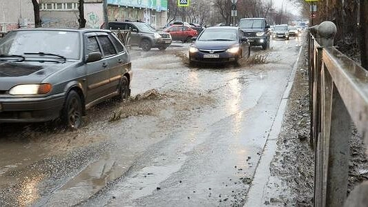 В микрорайоне Солнечный закроют движение по улице Чемпионов на два года