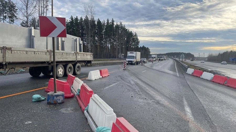 На ЕКАД введены временные полосы движения в ходе масштабной реконструкции