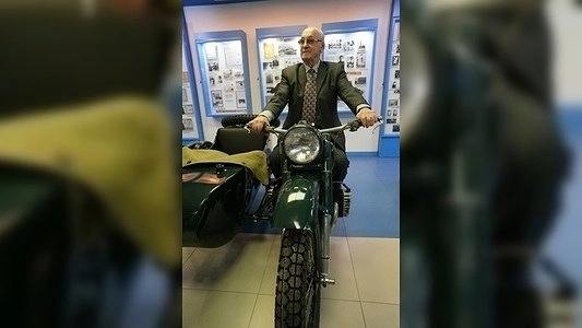 Ветеран ГАИ Петр Решетнюк передал музею легендарный патрульный мотоцикл - 17 февраля 2015