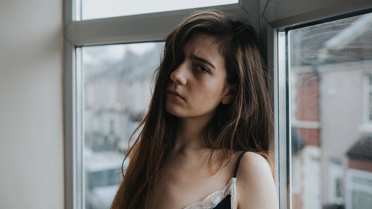 Убираем отеки за 5 минут: возвращаем лицу утреннюю свежесть