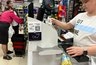 Продавцы это никогда не покупают и вам не советуют: какие 5 продуктов стоит обходить стороной в магазине