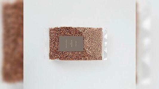 Главная картинка новости: Уральский бренд одежды 12storeez начал продавать гречку