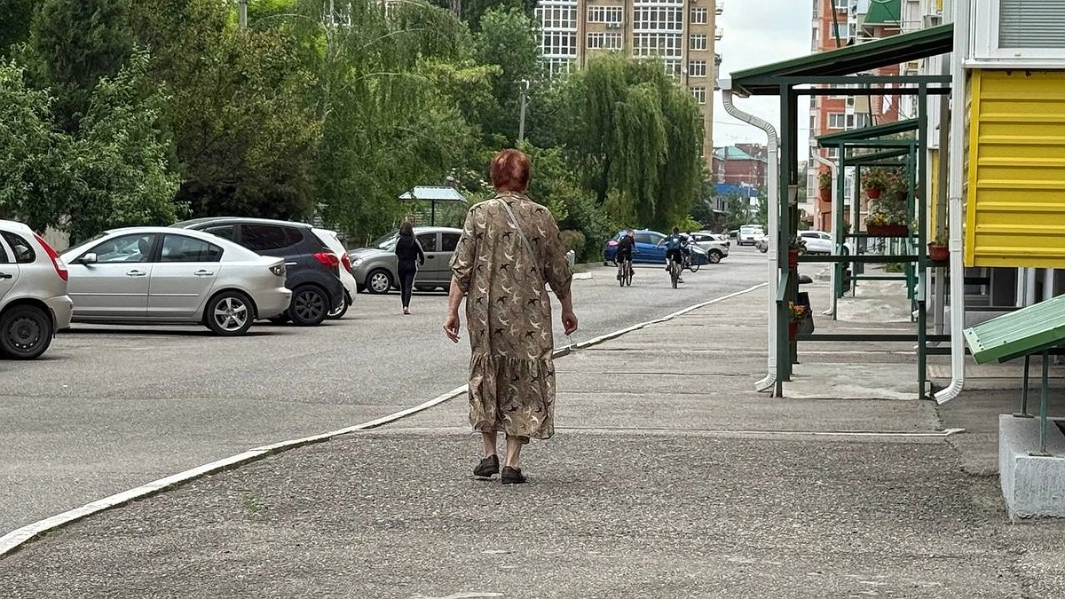 Пенсионеров предупредили: пенсию будут снижать, если прописан в квартире не один