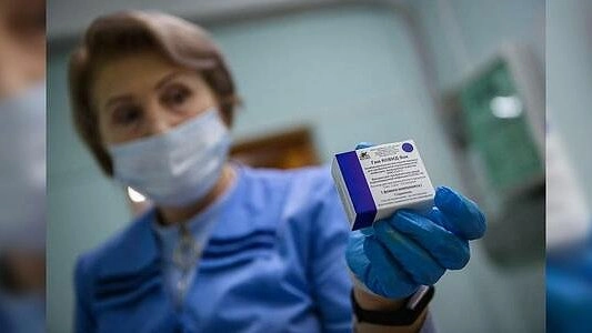 Свердловская область получила первую тысячу доз вакцины от коронавируса "Спутник V"