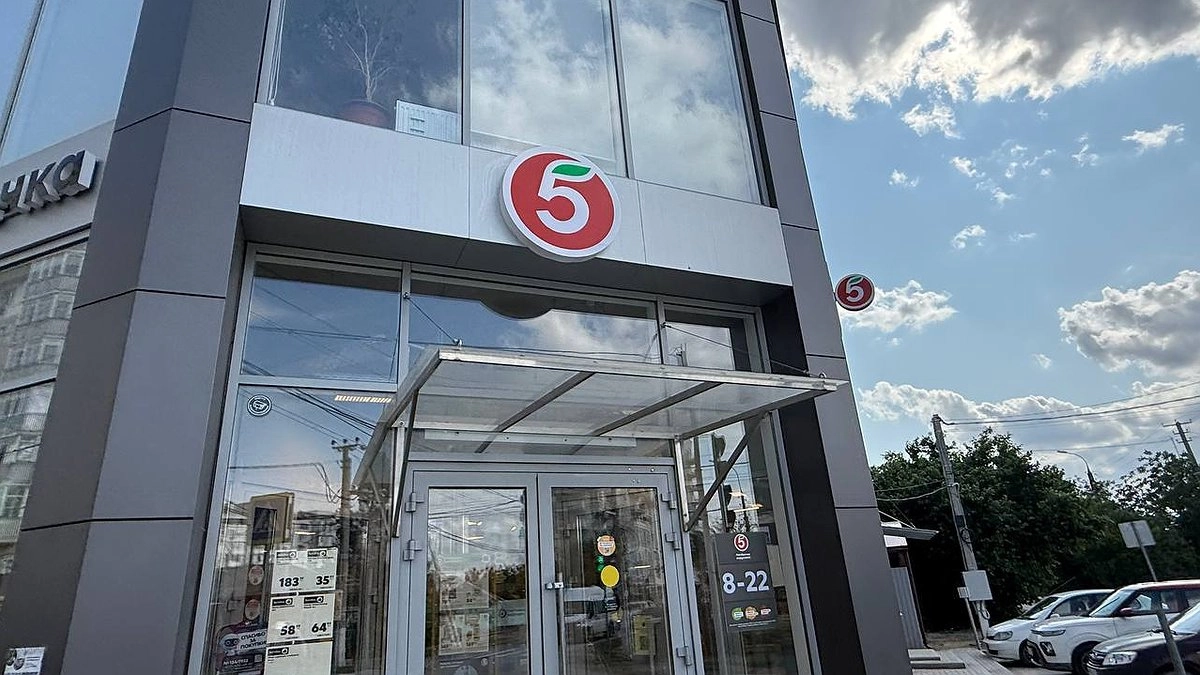 «Покупателей больше не пустят в магазины»: «Пятёрочка», «Магнит» и «Ашан» приняли важное решение