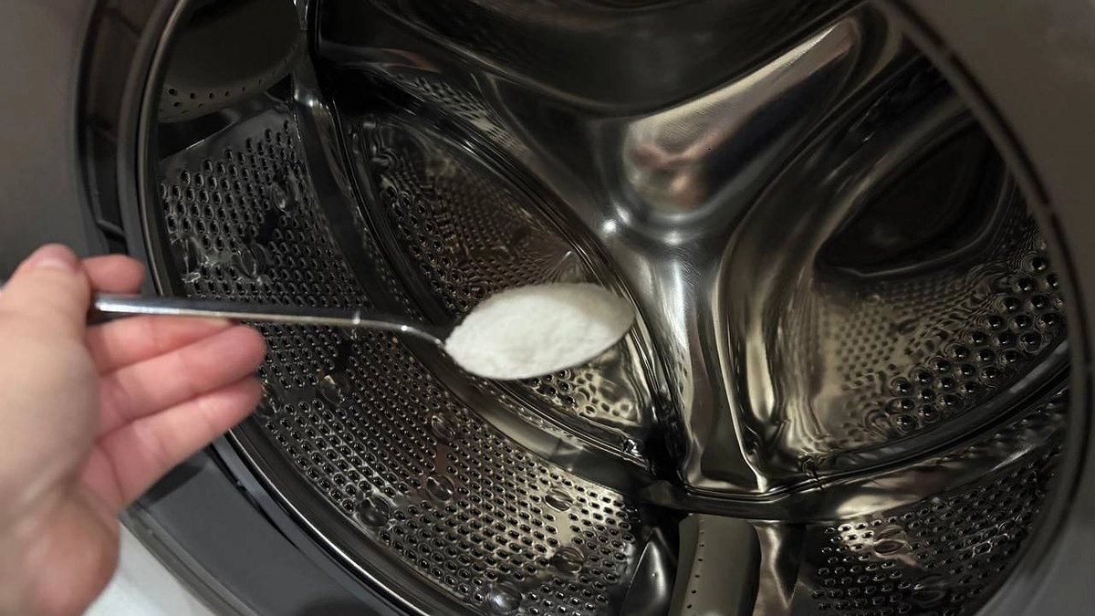 Новый метод "8 ложек" — даже старые вещи обретают насыщенный цвет и свежесть всего за 1 стирку