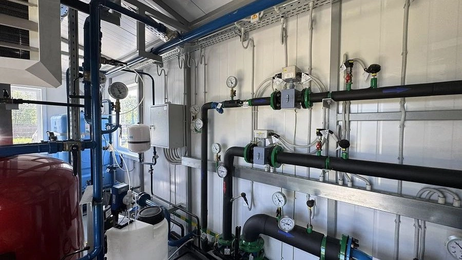В поселке Первомайский запустили новую газовую котельную для пяти жилых домов