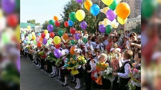 Клиенты ВТБ24 изменили подход к сборам детей в школу