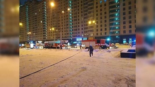 В Екатеринбурге горит 23-этажное здание