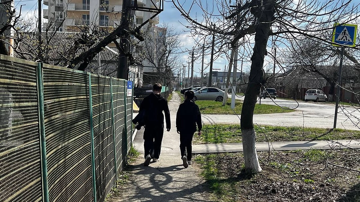 Омар Хайям четко назвал как отличить умного человека от глупого - проверьте себя и друзей