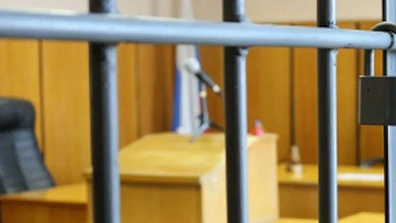 Два педофила сбежали из-под суда на Урале перед оглашением приговора: объявлен федеральный розыск