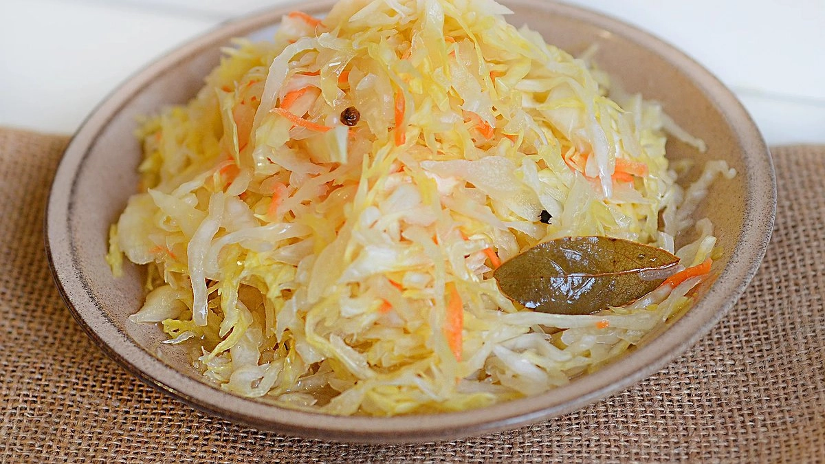 Не квашеная, не соленая — а такая капуста, что все просят рецепт: ее просто по-особому готовят