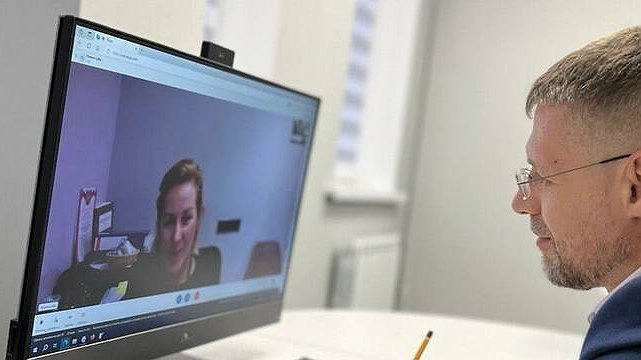 Депутат Екатеринбургской думы от ЛДПР провел онлайн-прием граждан