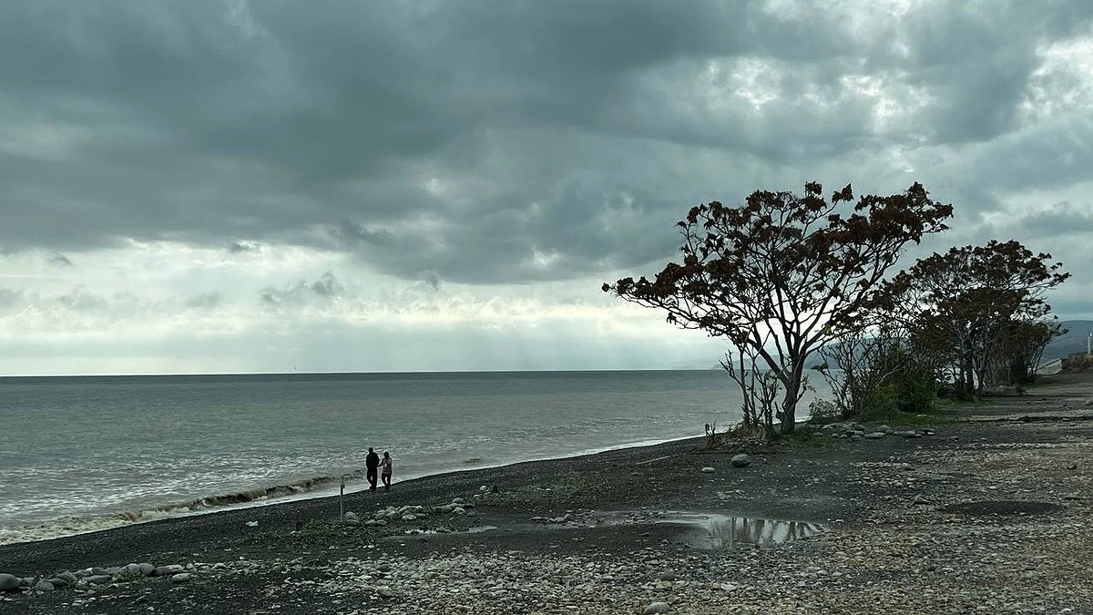 Главная картинка новости: Люди с такой утренней привычкой обречены на бедность: это выяснили ученые