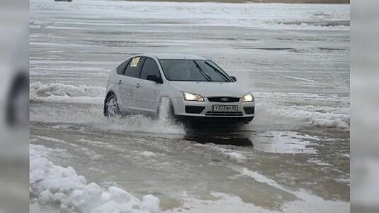 Главная картинка новости: В Екатеринбурге 14 февраля на Балтыме пройдет фестиваль экстремальных гонок на льду