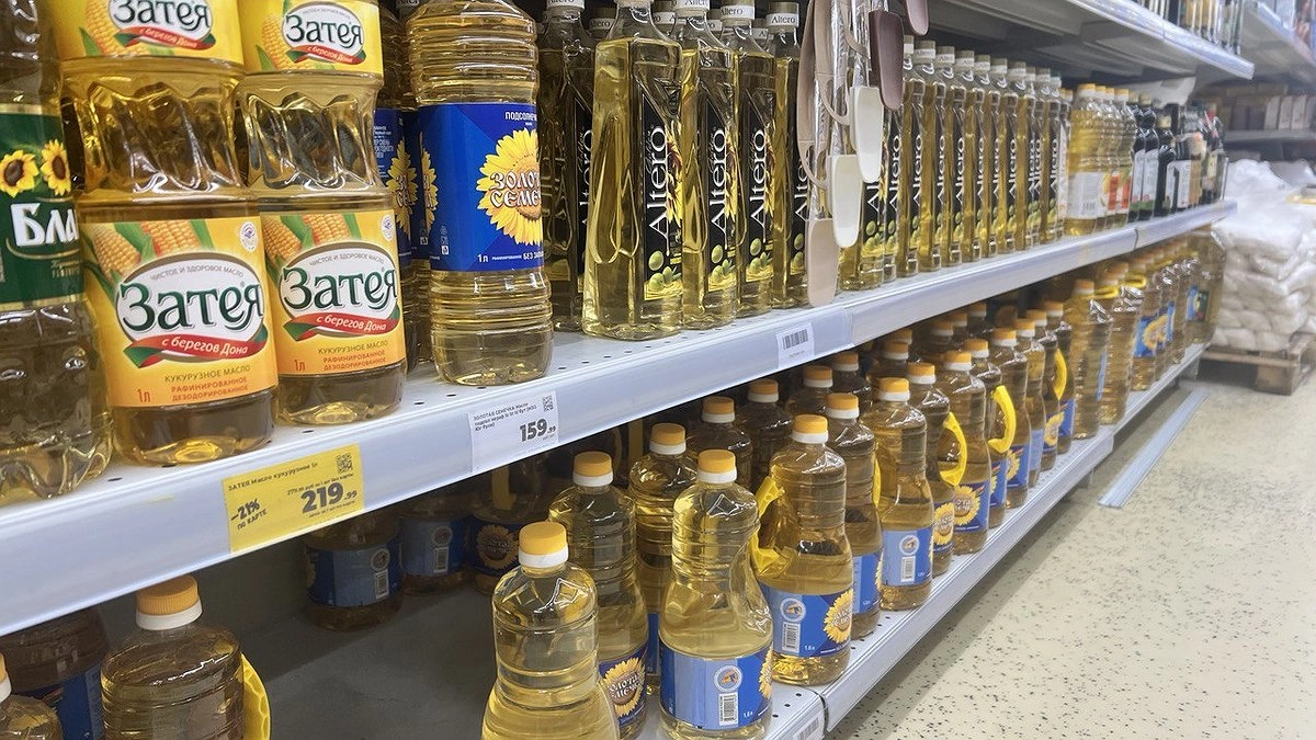 Химическая отрава в пластиковой таре: Роскачество назвало худшие бренды растительного масла