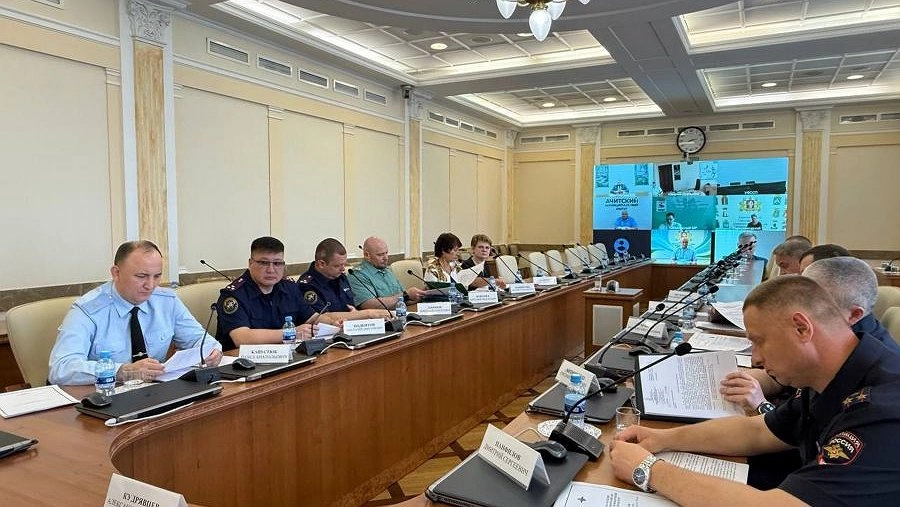 В Свердловской области больше 2,2 тысячи добровольцев помогают полиции следить за порядком