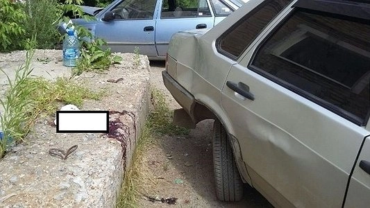 Мальчик впал в кому: в Екатеринбурге ребенок стал жертвой столкновения двух машин во дворе жилого дома - 30 июня 2015