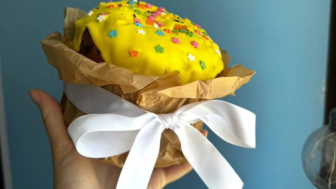 "Пуховое" тесто для куличей, которое не черствеет неделю: проверенный рецепт к Пасхе