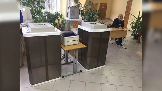 Выборы губернатора Свердловской области: к вечеру проголосовала лишь треть избирателей