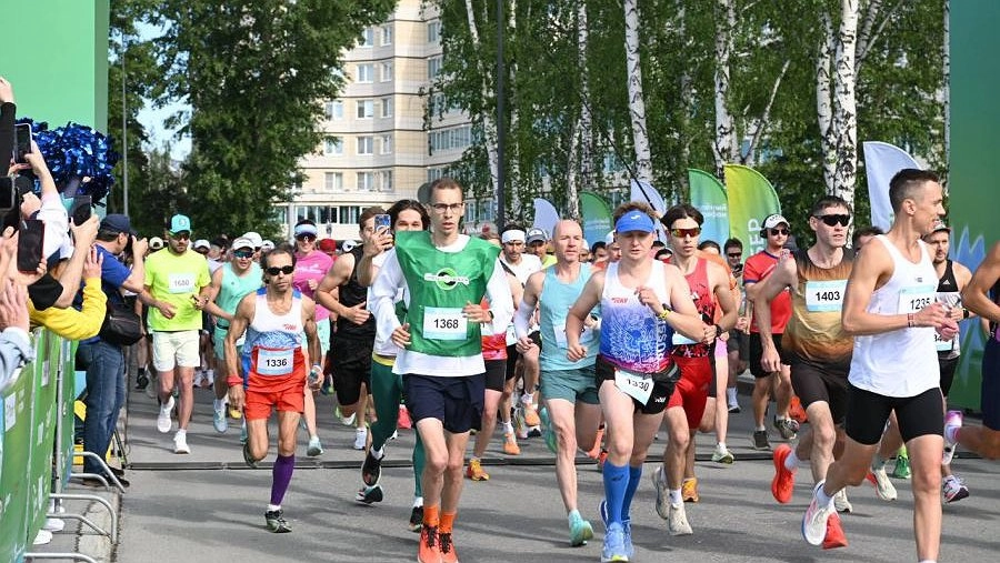 Екатеринбург побил рекорд: 15,5 тысячи человек вышли на «Зелёный марафон»
