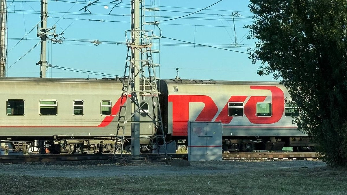 "Будьте начеку": Проводники РЖД рассказали, как пассажиры мастерски воруют чужие вещи из поезда