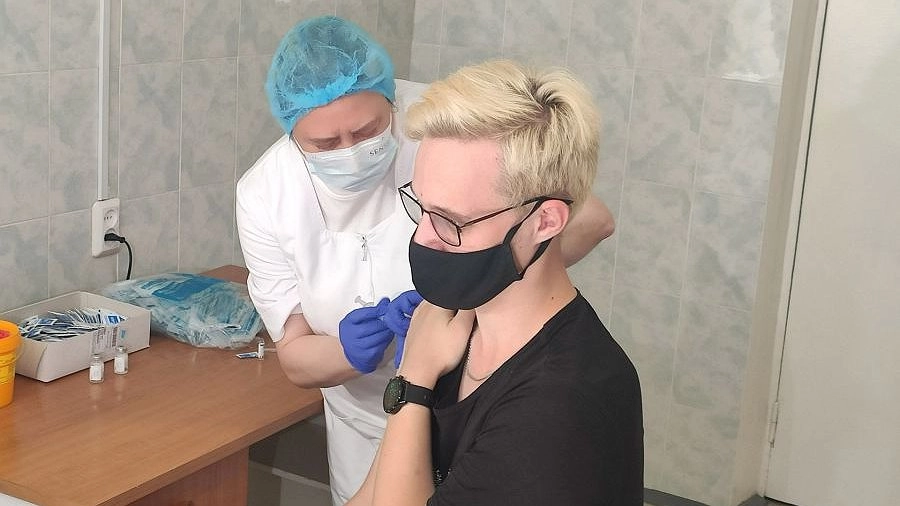 Для жителей Свердловской области закупили почти 200 тысяч доз вакцины от клещевого энцефалита