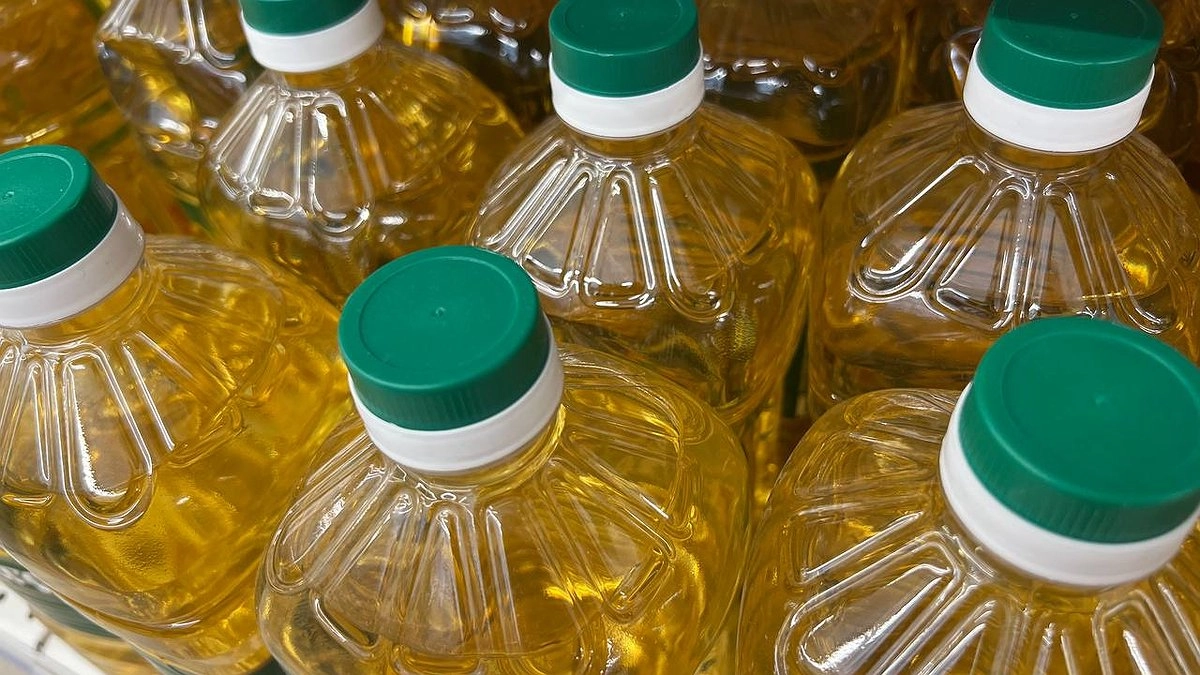 В России вводятся ограничения на продажу растительного масла