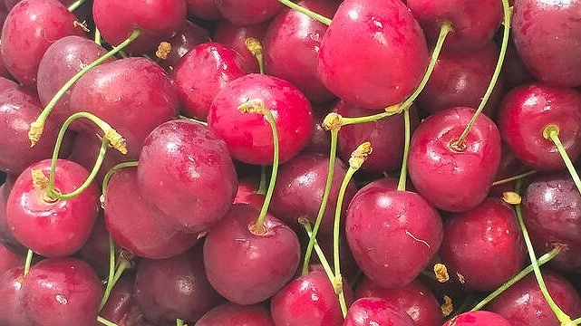 Импорт овощей и фруктов на Урал вырос в полтора раза