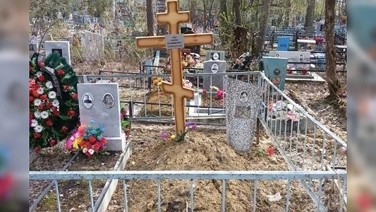 В Ирбите в могилу ветерана войны захоронили родственника федерального судьи - фото и видео апрель 2015 года