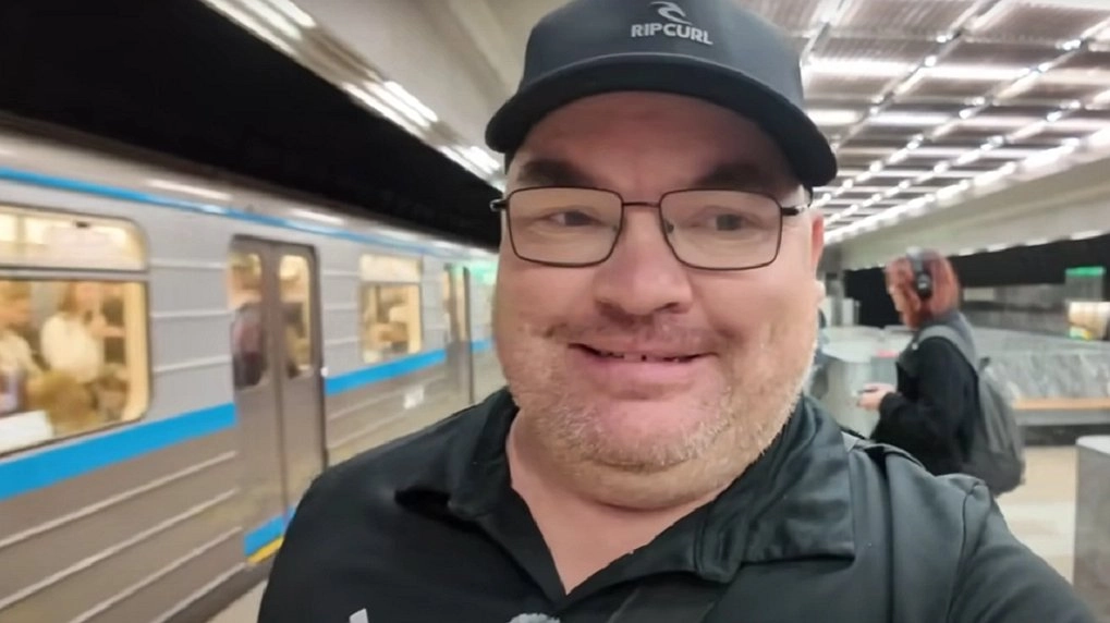 Австралийский блогер Рассел записал честный отзыв о Екатеринбурге