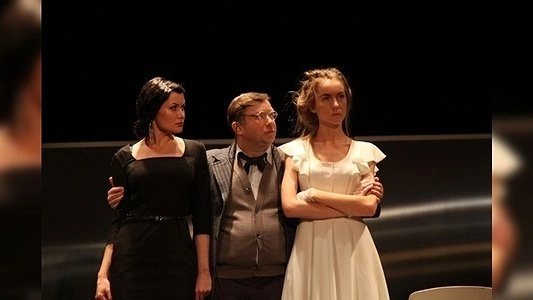 Главная картинка новости: В Екатеринбурге покажут провокационный спектакль «Давай займемся сексом» - 14 мая 2015 - фото, видео, карта