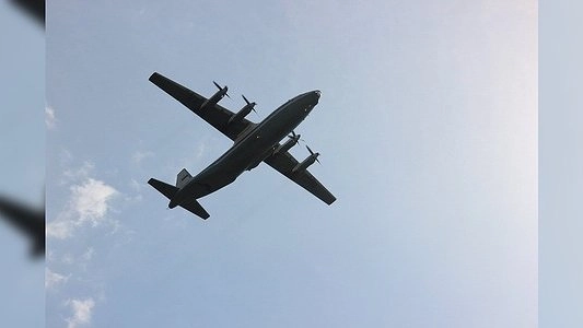 Самолет "Уральских авиалиний" вынужденно сел в Кольцово из-за технических неполадок