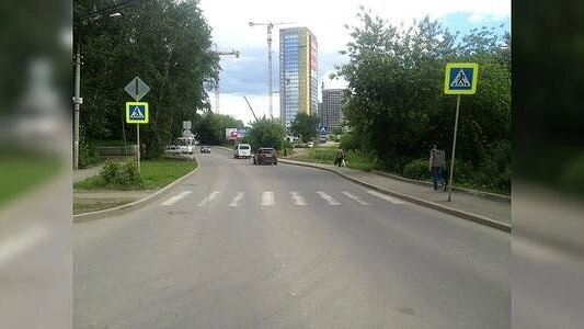 В Екатеринбурге на улице Дарвина пьяный водитель «Лады» сбил ребенка и скрылся во дворах - 11 июня 2015 года