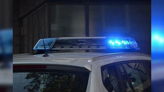 В Екатеринбурге автомобиль врезался в остановку