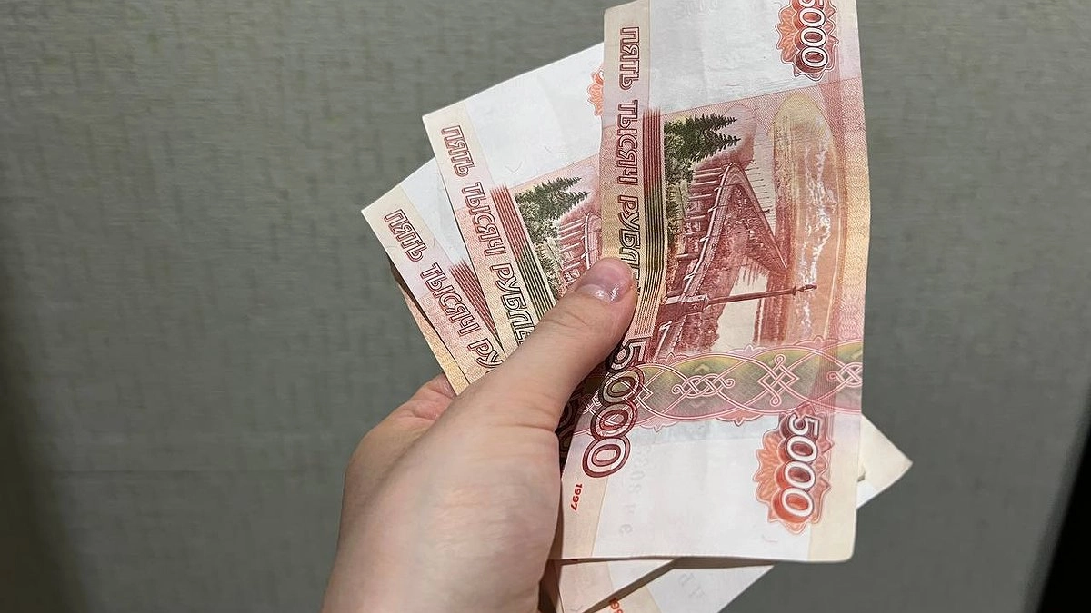 Россияне со стажем от 20 лет могут получить прибавку к пенсии: кому и сколько
