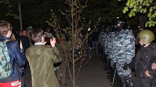 Кремль поддержал действия силовиков во время протестов в Екатеринбурге