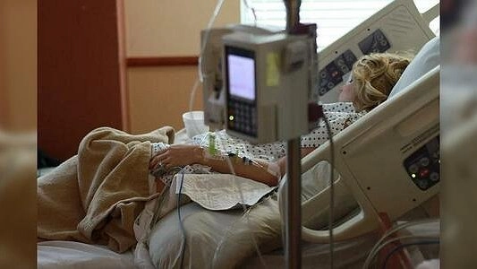 Екатеринбурженка попала в больницу после того, как в ее машину влетел внедорожник