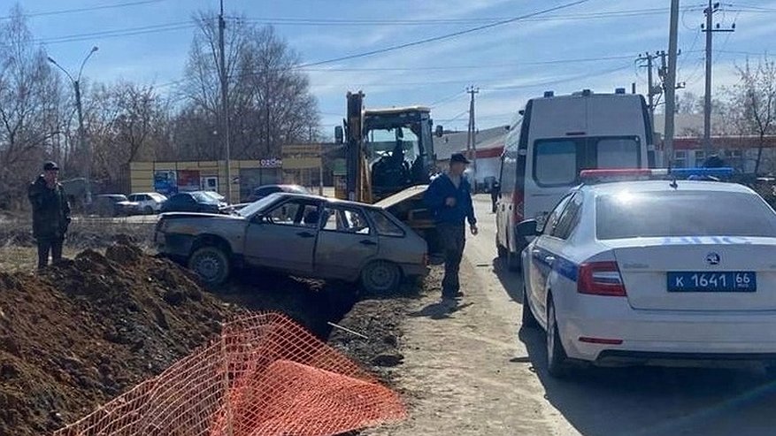 Смертельная авария: в Екатеринбурге пьяный водитель сбил двоих рабочих