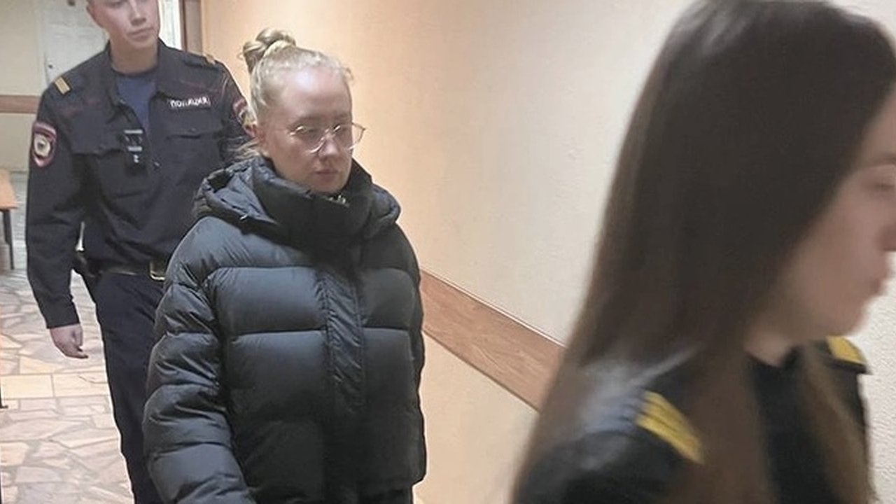 Главная картинка новости: Избежать наказания: Блогершу из Екатеринбурга, которую обвиняют в мошенничестве на миллион, решили не арестовывать