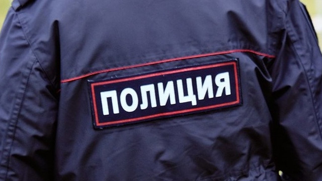 Главная картинка новости: В Верхней Пышме в кабинете застрелили директора завода