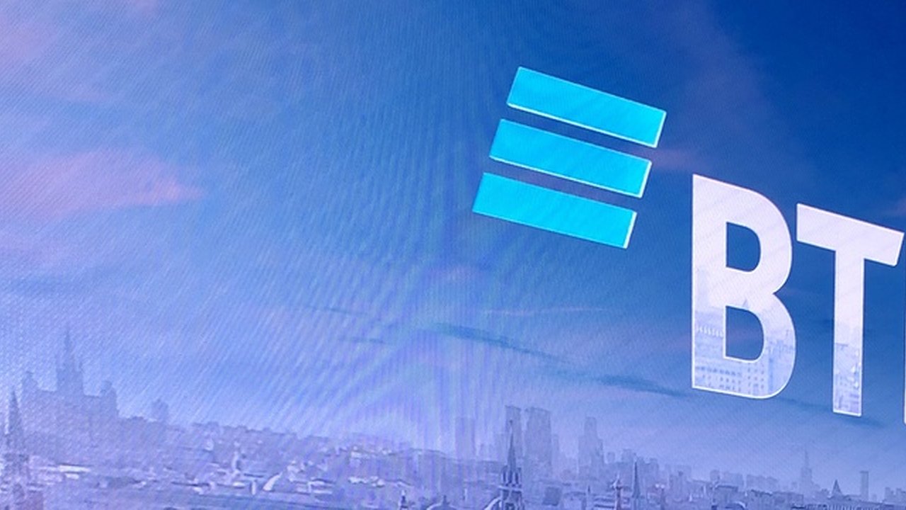 Главная картинка новости: Зампред ВТБ назвал условия для эффективной борьбы с мошенниками